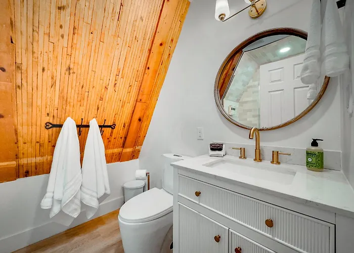Holiday home Modern Luxurious A-frame - Playground Pine