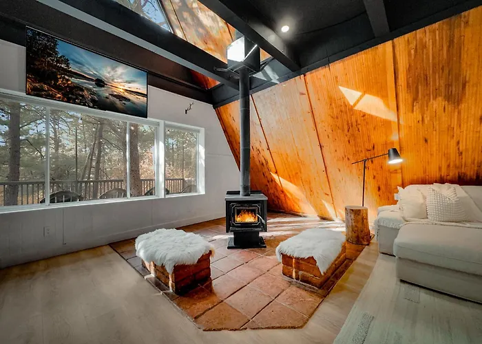 Modern Luxurious A-frame - Playground Holiday home