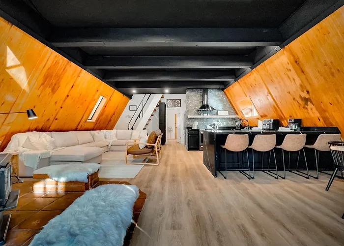 Modern Luxurious A-frame - Playground *