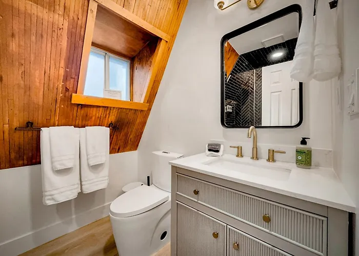 Modern Luxurious A-frame - Playground Pine