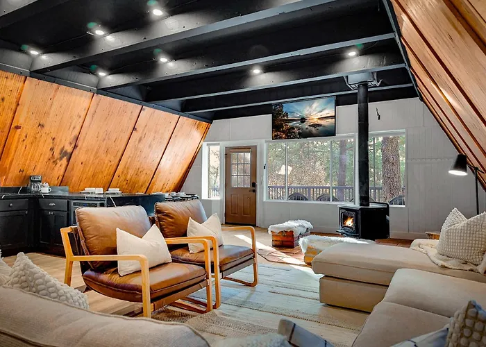 Modern Luxurious A-frame - Playground *